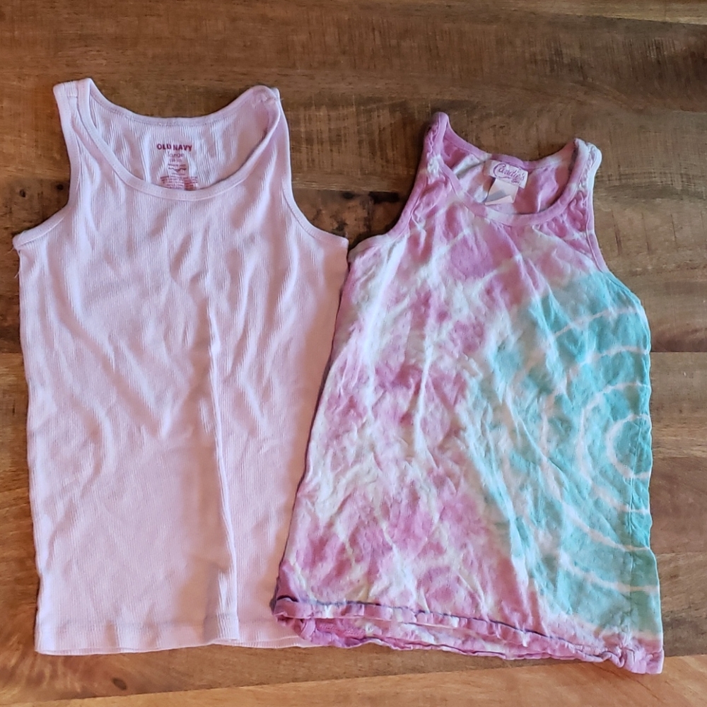 Set of 2 girls tank tops sz Medium